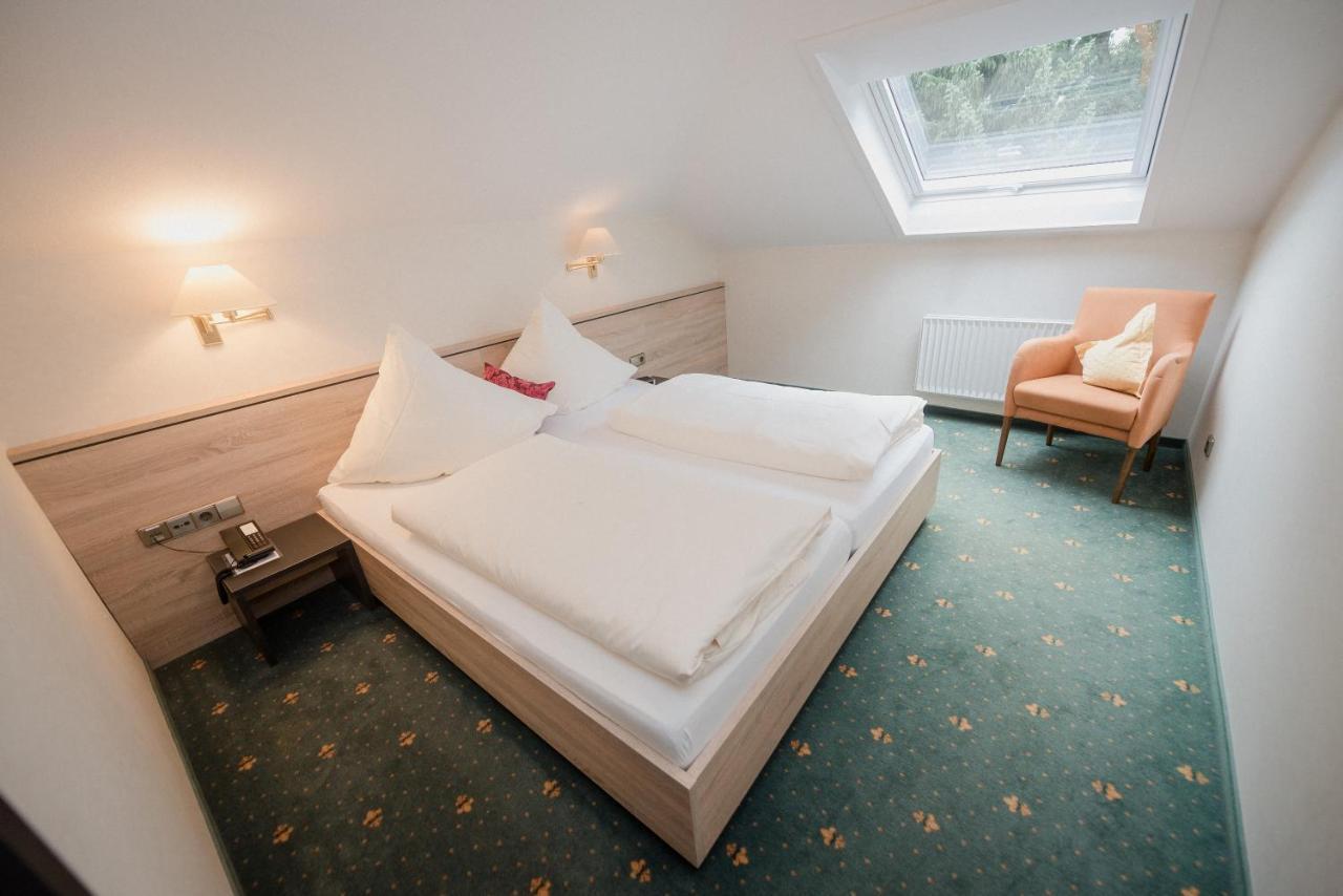 Hotel Am Schloss Illertissen Buitenkant foto